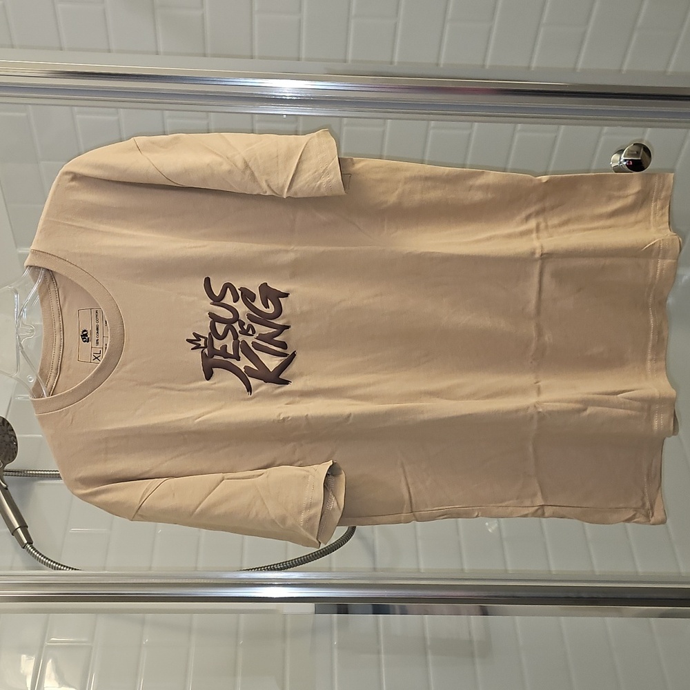GLO Jesus Is King Shirt. Unisex. New In Original Packaging. - Picture 2 of 8
